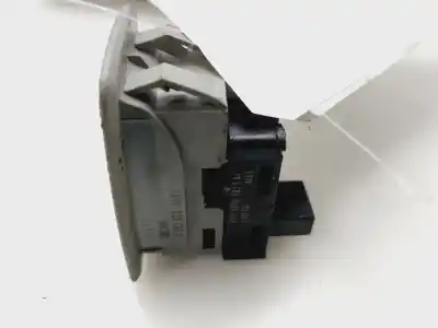 Peça sobressalente para automóvel em segunda mão botão / interruptor elevador vidro traseiro direito por bmw serie 1 berlina (e81/e87) 120d referências oem iam 6952003