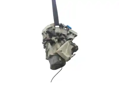Second-hand car spare part GEARBOX for RENAULT MEGANE I FASE 2 BERLINA (BA0)  OEM IAM references JB3973  5 VELOCIDADES