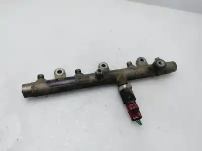 Автозапчасти б/у рампа инжектора за peugeot 307 break / sw (s1) sw pack ссылки oem iam 0445214019  