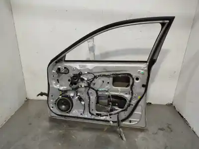 Автозапчастина б/у передні праві двері для lexus is200 (ds2/is2) 220d посилання на oem iam 6700153040  