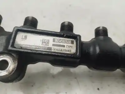 Автозапчасти б/у рампа инжектора за peugeot 407 sw sr confort ссылки oem iam 9654592680