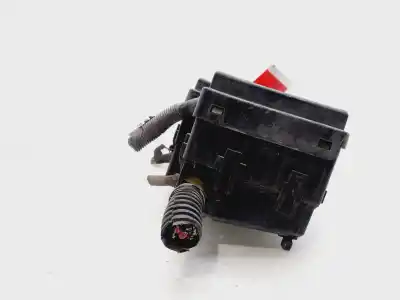 Peça sobressalente para automóvel em segunda mão caixa de fusíveis e relés por ford focus lim. (cb4) trend referências oem iam 8m5t14k733