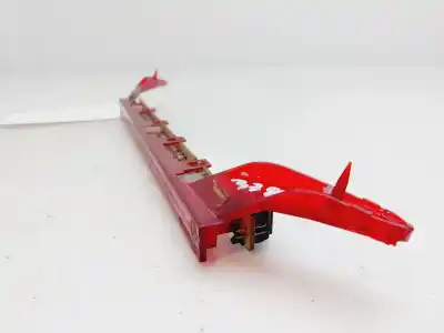 Peça sobressalente para automóvel em segunda mão farolim de travão central por bmw serie 1 berlina (e81/e87) 120d referências oem iam 63256924673