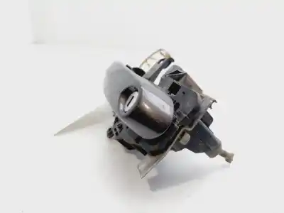 Peça sobressalente para automóvel em segunda mão puxador exterior dianteiro esquerdo por bmw serie 1 berlina (e81/e87) 120d referências oem iam 51217060651