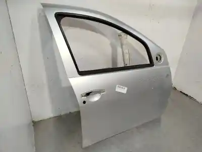 Автозапчастина б/у передні праві двері для dacia sandero stepway посилання на oem iam 801007952r  