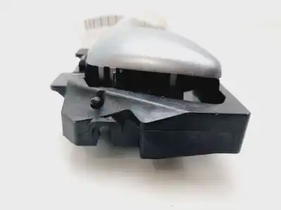 Peça sobressalente para automóvel em segunda mão puxador interior dianteiro direito por kia rio drive referências oem iam 826201w010