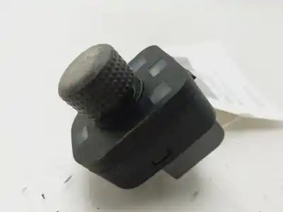 Pezzo di ricambio per auto di seconda mano CONTROLLO SPECCHIO per SEAT LEON (1P1)  Riferimenti OEM IAM 5P0959565A  