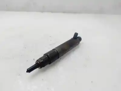 Recambio de automóvil de segunda mano de INYECTOR para SKODA OCTAVIA BERLINA (1U2) Classic referencias OEM IAM 028130202P  