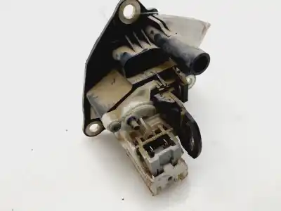 Pièce détachée automobile d'occasion poignée extérieure de coffre / hayon pour renault clio ii fase ii (b/cb0) expression références oem iam 8200060917