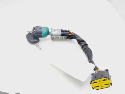 Second-hand car spare part ignition switch for renault clio ii fase ii (b/cb0) expression oem iam references 7701471220  