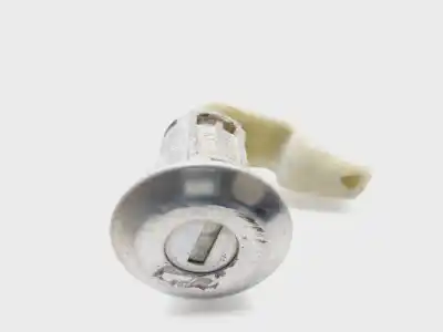 Second-hand car spare part ignition switch for renault clio ii fase ii (b/cb0) expression oem iam references 7701471220  
