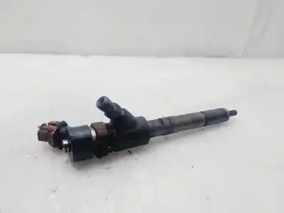 Second-hand car spare part injector for toyota corolla (_e12_) 1.4 d (nde120_) oem iam references 2367033040  