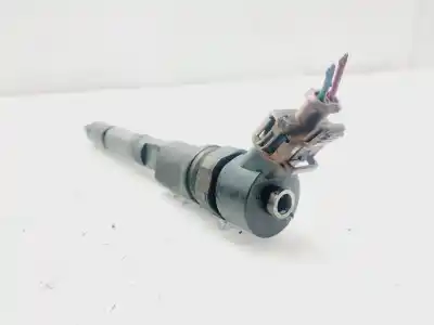 Second-hand car spare part injector for toyota corolla (_e12_) 1.4 d (nde120_) oem iam references 2367033040  