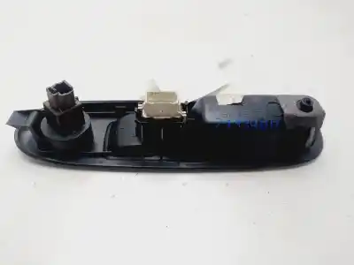 Автозапчастина б/у передній правий віконний вимикач для renault clio ii fase ii (b/cb0) expression посилання на oem iam 8200084005  