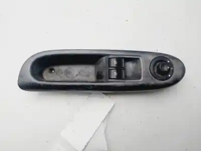 Автозапчасти б/у выключатель левого переднего окна за renault clio ii fase ii (b/cb0) expression ссылки oem iam 8200084003  