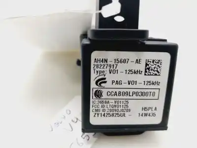 Pièce détachée automobile d'occasion commutateur d'allumage pour volvo v40 kinetic références oem iam 28227917