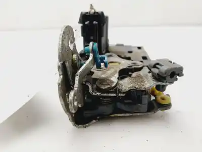 Pièce détachée automobile d'occasion SERRURE DE PORTE AVANT GAUCHE pour CHEVROLET AVEO  Références OEM IAM 96272640  