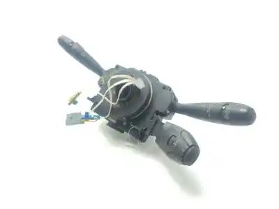 Pièce détachée automobile d'occasion COMMANDE AU VOLANT pour PEUGEOT 307 (S1)  Références OEM IAM 96563489XT  