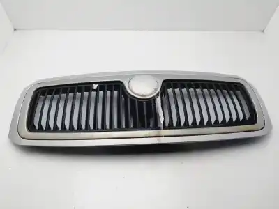 Автозапчастина б/у передня решіта для skoda fabia (6y2/6y3) young line посилання на oem iam 6y0853668b  