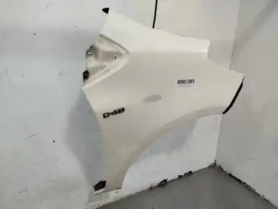 Автозапчасти б/у переднее правое крыло за toyota yaris (ksp9/scp9/nlp9) básico ссылки oem iam 5381152210  