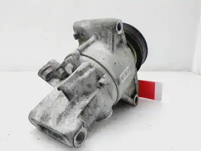 Peça sobressalente para automóvel em segunda mão COMPRESSOR DE AR CONDICIONADO A/A A/C por DACIA DUSTER II  Referências OEM IAM 926003541R  