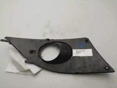 Автозапчасти б/у ПЕРЕДНЯЯ РЕШЕТКА за SEAT TOLEDO III (5P2)  ссылки OEM IAM 5P0853665  