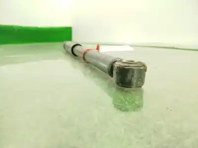 Pezzo di ricambio per auto di seconda mano ammortizzatore posteriore destro per dacia duster ii comfort riferimenti oem iam 562106321r  