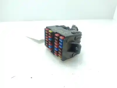 Second-hand car spare part fuse box unit for ssangyong rodius xdi oem iam references 8210021400  