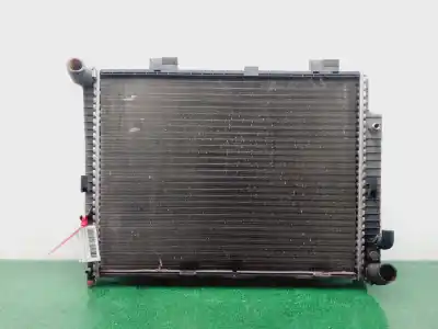 Recambio de automóvil de segunda mano de RADIADOR AGUA para MERCEDES CLASE E (W210) BERLINA DIESEL 220 CDI (210.006) referencias OEM IAM 2105005203  