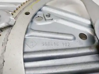 Peça sobressalente para automóvel em segunda mão elevador de vidros traseiro esquerdo por renault scenic iii emotion referências oem iam 827210006r  