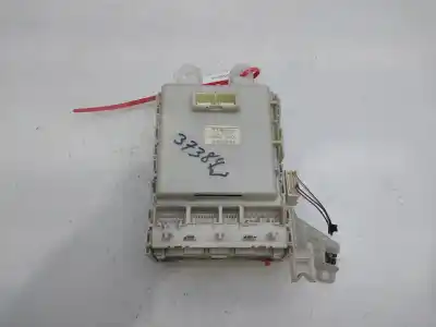 Second-hand car spare part fuse box unit for toyota auris active oem iam references 8273002d10  