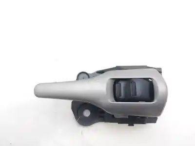 Second-hand car spare part interior right front handle for toyota auris active oem iam references 62318a2  