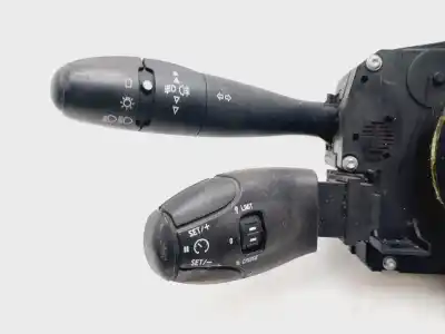 Pièce détachée automobile d'occasion Commande Au Volant pour PEUGEOT 407 SW SR Confort Références OEM IAM 96611304XT  