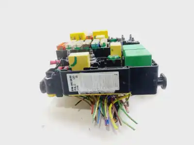 Peça sobressalente para automóvel em segunda mão caixa de fusíveis e relés por peugeot 208 active referências oem iam 9804848580  