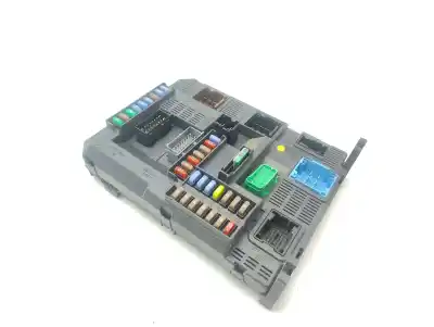 Peça sobressalente para automóvel em segunda mão caixa de fusíveis e relés por peugeot 208 active referências oem iam 9678355880  