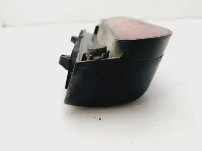 Second-hand car spare part central brake light for peugeot partner (s2) combiespace oem iam references 7r02569  
