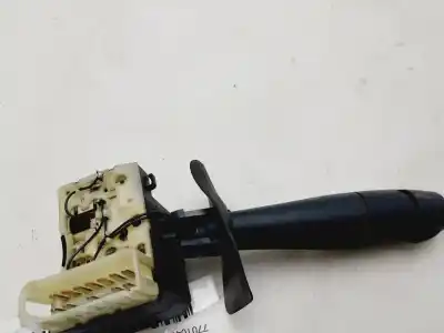 Pezzo di ricambio per auto di seconda mano comando pulito per renault clio ii fase ii (b/cb0) expression riferimenti oem iam 7701047553  
