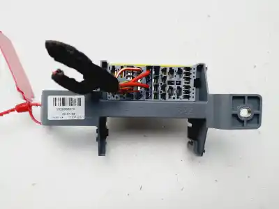 Gebrauchtes Autoersatzteil Relais Sicherungskasten Multifunktionsrelais zum JEEP RENEGADE Longitude 4X2 OEM-IAM-Referenzen 51975322  