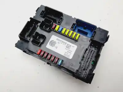 Автозапчасти б/у блок реле/предохранителей за jeep renegade longitude 4x2 ссылки oem iam 520780640  