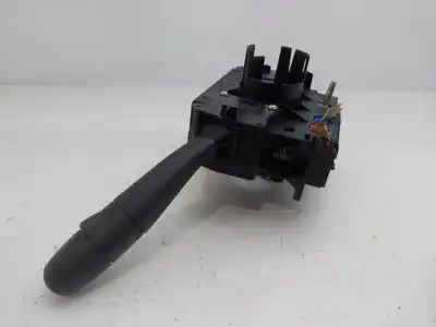 Pièce détachée automobile d'occasion Commande Au Volant pour PEUGEOT 407 ST Confort Références OEM IAM 96611305XT  