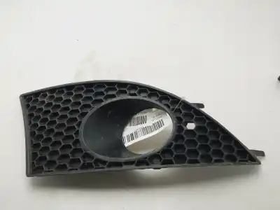 Автозапчасти б/у передняя решетка за seat toledo iii (5p2) 2.0 tdi 16v ссылки oem iam 5p0853666c  
