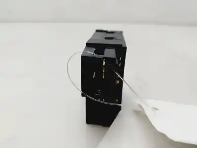 Автозапчастина б/у управління світлом для RENAULT KANGOO II (F/KW0) Furgón Professional 75 CV / 55 KW Посилання на OEM IAM 8200379685  