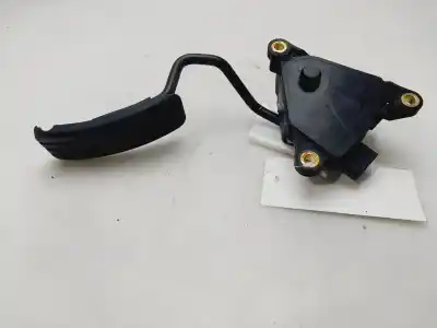 Second-hand car spare part accelerator pedal for renault clio iii exception oem iam references 8200297342   Second-hand car spare part accelerator pedal for renault clio iii exception oem iam references 8200297342