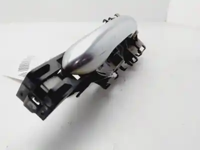 Автозапчастина б/у ЛІВА ПЕРЕДНЯ ЗОВНІШНЯ РУЧКА для RENAULT SCENIC II  Посилання на OEM IAM 8200028463  