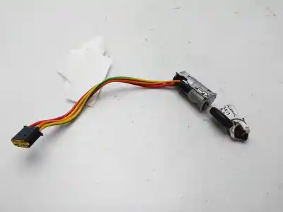 Second-hand car spare part ignition switch for renault scenic rx4 (ja0) 1.9 dci salomon oem iam references 7701469419  