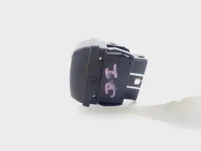 Recambio de automóvil de segunda mano de MANDO ELEVALUNAS DELANTERO IZQUIERDO para CITROEN XSARA PICASSO (N68)  referencias OEM IAM 22681  