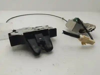 Second-hand car spare part trunk lock for lexus is200 (ds2/is2) 220d oem iam references 6460053040  