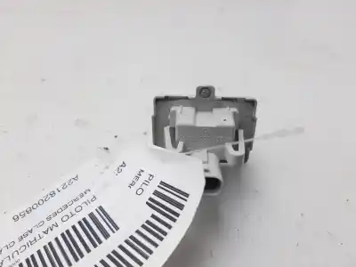 Second-hand car spare part licence plate light for mercedes clase cla (w117) cla 200 cdi (117.308) 136 cv / 100 kw oem iam references a2218200856  