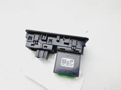 Автозапчастина б/у  для JAGUAR E-PACE  Посилання на OEM IAM J9C311654AA  