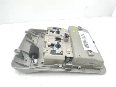 Second-hand car spare part interior light for chevrolet captiva 2.2 vcdi lt 2wd 163 cv / 120 kw oem iam references 42631084  